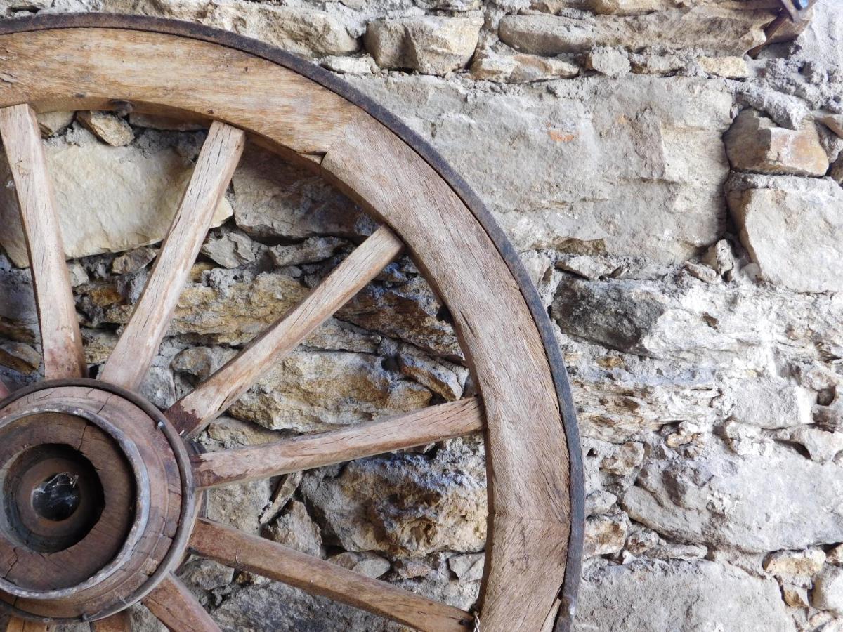 Rades de Abajo Casa Rural Victoriano Pedraza מראה חיצוני תמונה